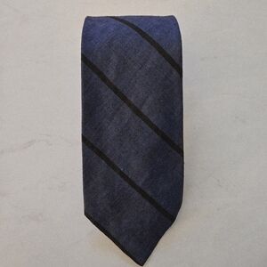 Vintage 80s Perry Ellis Navy and Black Diagonal Striped Linen Tie